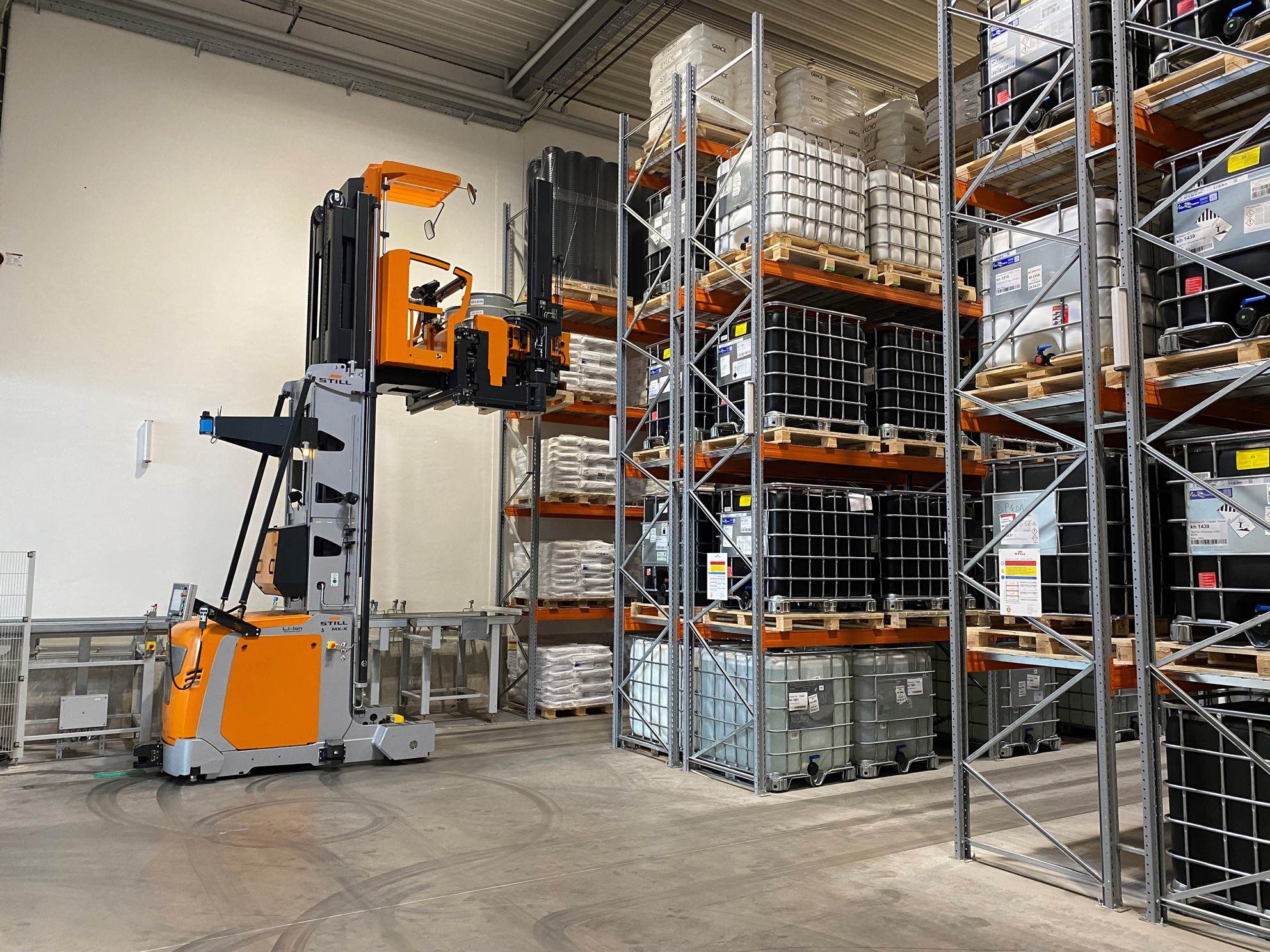 PLANTAG starts operating with an automated warehouse